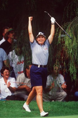 2000 Australian Open - Chipping in for eagle on 16th.  